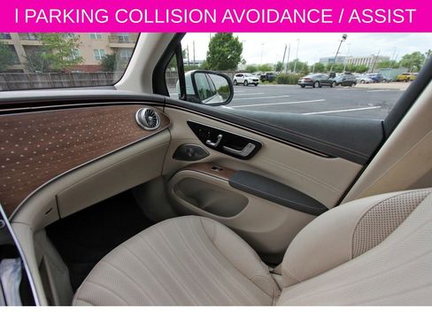 Used 2023 Mercedes-Benz EQS 450+ SUV image 11