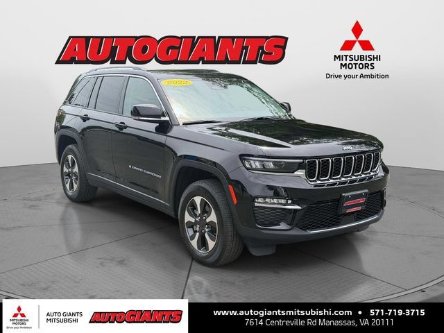Used 2023 Jeep Grand Cherokee 4WD 4xe image 1