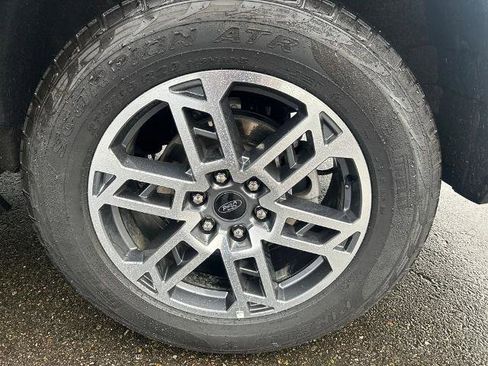 Certified 2025 Ford Expedition Active image 31