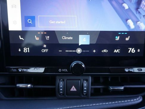 Used 2025 Lexus NX 250 FWD w/ Towing Package (2000 Lbs) image 13