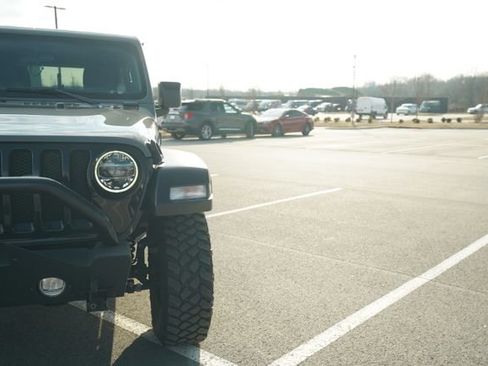 Used 2021 Jeep Wrangler Unlimited Sport image 41