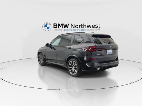 New 2026 BMW X5 xDrive40i w/ M Sport Package AWD/4WD image 12