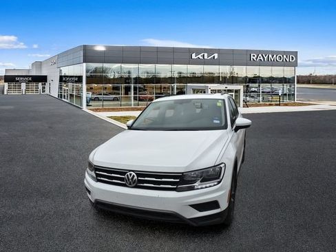 Used 2021 Volkswagen Tiguan SE FWD image 7