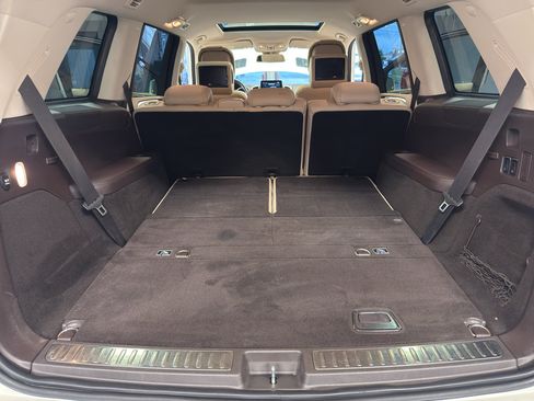 Used 2017 Mercedes-Benz GLS 550 4MATIC image 33