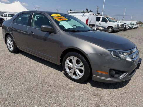Used 2012 Ford Fusion SE FWD image 3