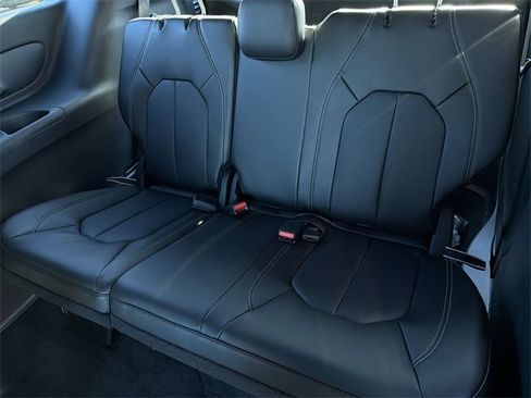 New 2026 Chrysler Voyager LX image 20