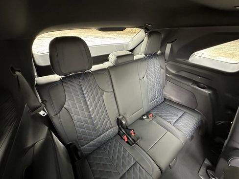 New 2025 Cadillac Escalade IQ Sport 1 w/ LPO, ONYX Package image 32