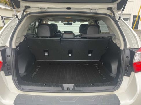 Used 2017 Subaru Crosstrek 2.0i Limited image 18