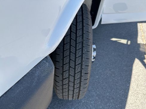 Used 2022 GMC Savana 3500 Extended w/ Power Convenience Package image 30