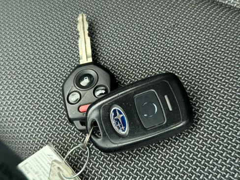Used 2019 Subaru Crosstrek 2.0i Premium w/ Eyesight System AWD/4WD image 35