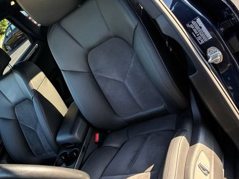 Used 2019 Porsche Macan AWD/4WD image 20