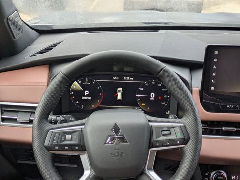 New 2026 Mitsubishi Outlander SEL FWD image 21