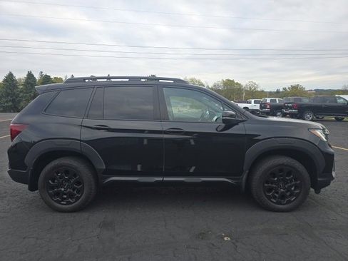 Used 2022 Honda Passport TrailSport image 8