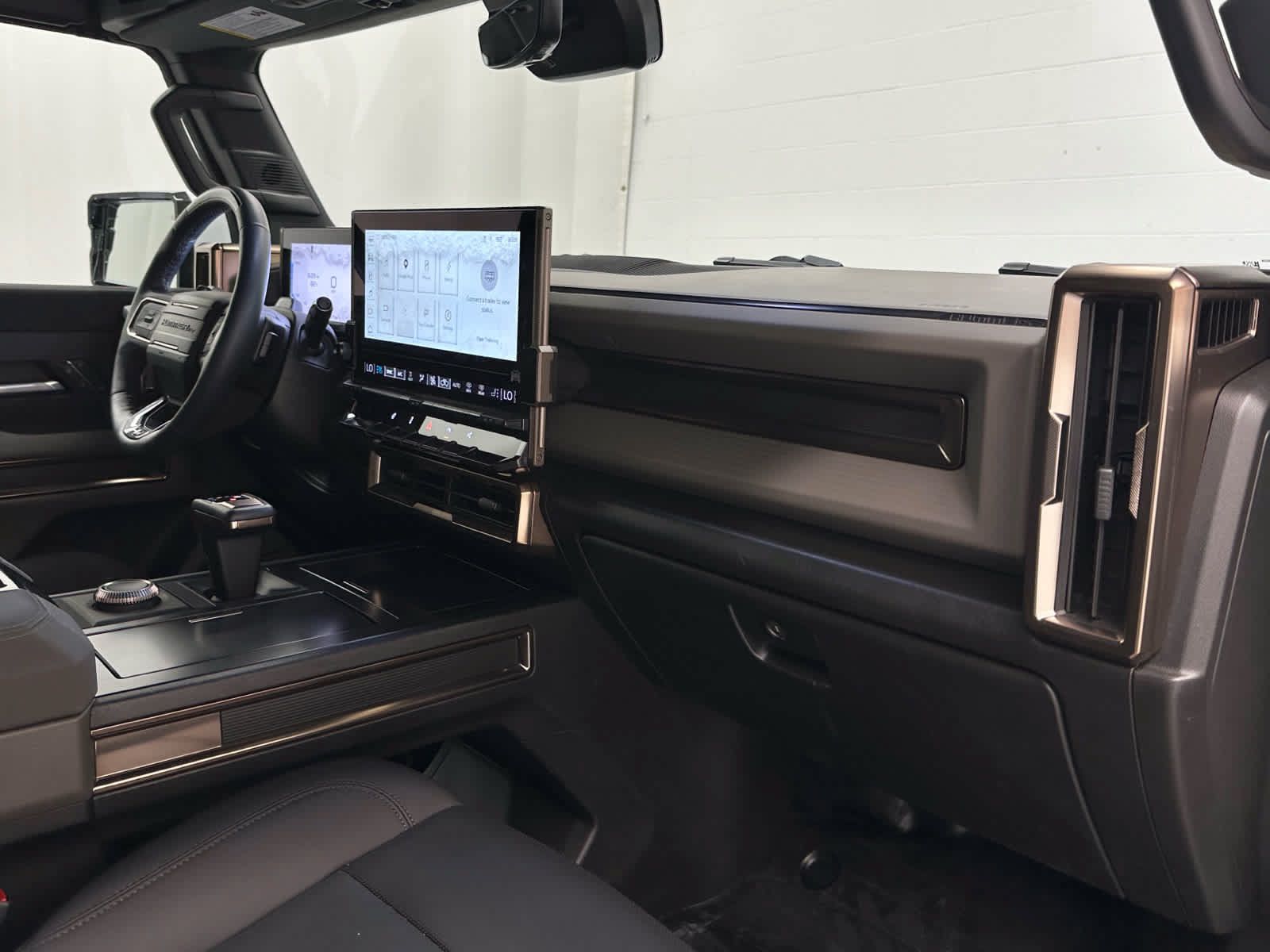 Used 2024 GMC Hummer EV 3X AWD/4WD image 17