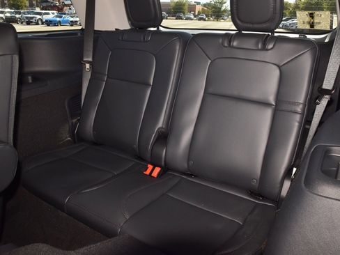 New 2026 Lincoln Aviator Premiere image 15