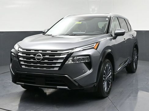 New 2026 Nissan Rogue Platinum w/ Tech Package image 3