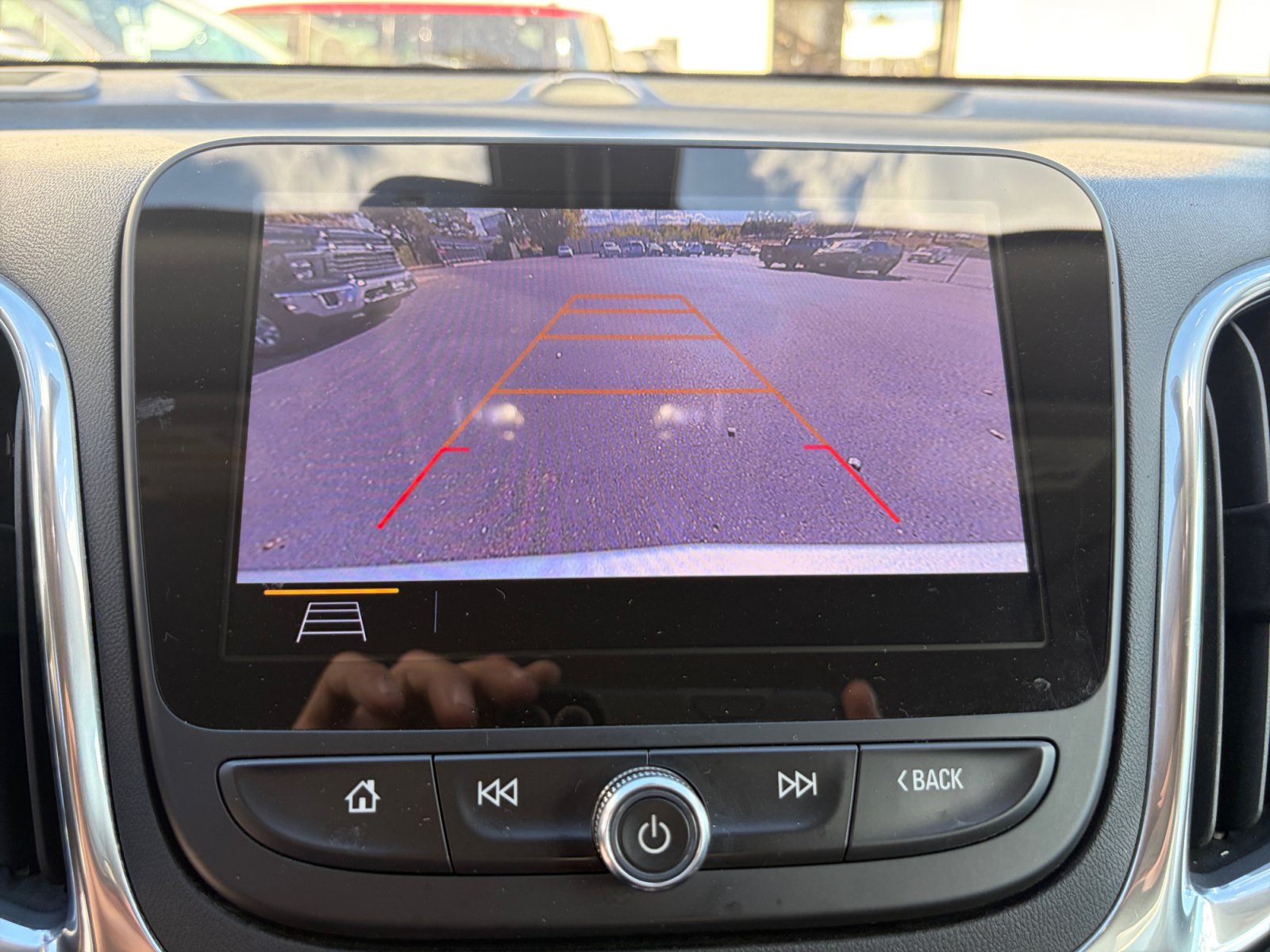 Used 2020 Chevrolet Equinox Premier AWD/4WD image 27