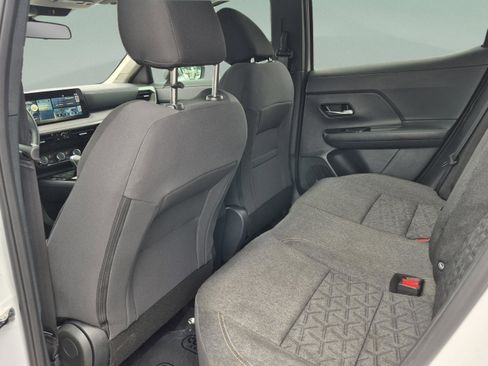 Certified 2025 Nissan Kicks SV FWD image 16