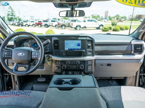 Used 2026 Ford F250 XLT AWD/4WD image 13