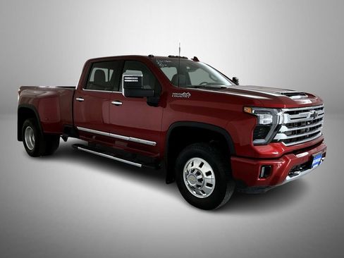 Certified 2025 Chevrolet Silverado 3500 High Country w/ High Country Premium Package image 3