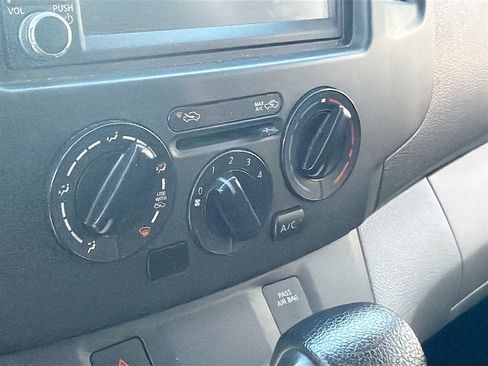 Used 2021 Nissan NV200 S image 13