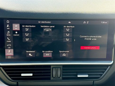 Used 2021 Porsche Cayenne S image 17