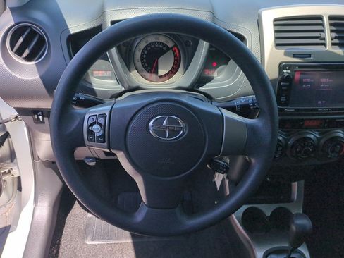 Used 2014 Scion xD FWD image 11