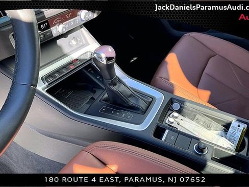 Used 2025 Audi Q3 2.0T Premium w/ Convenience Package image 12