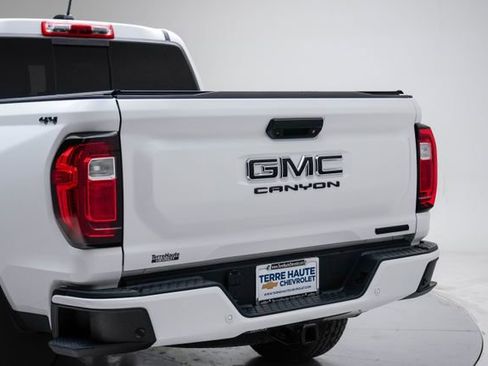 Used 2025 GMC Canyon Elevation w/ Convenience Package image 5