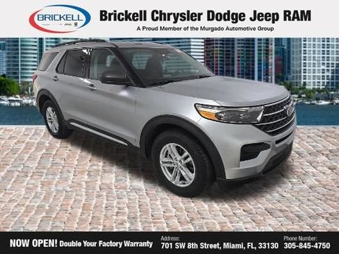 Used 2023 Ford Explorer XLT RWD image 32