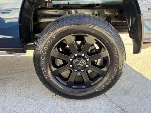 Used 2024 RAM 2500 Big Horn w/ Night Edition image 4