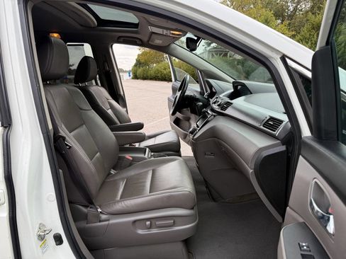 Used 2014 Honda Odyssey EX-L image 22