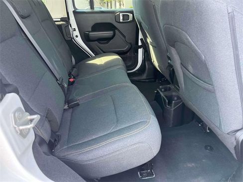 Used 2024 Jeep Wrangler Sport S image 21