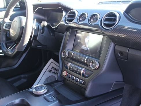 Used 2020 Ford Mustang Shelby GT500 w/ Technology Package image 18
