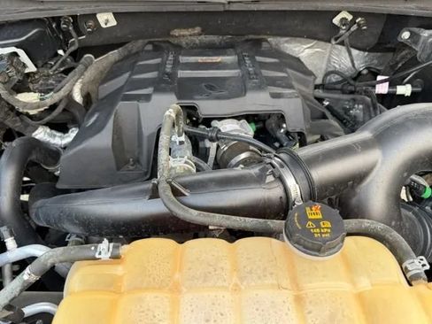 Used 2018 Ford F150 XLT w/ Equipment Group 302A Luxury AWD/4WD image 21