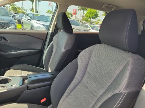 Used 2021 Nissan Rogue S FWD image 15