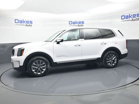 New 2025 Kia Telluride LX FWD image 5