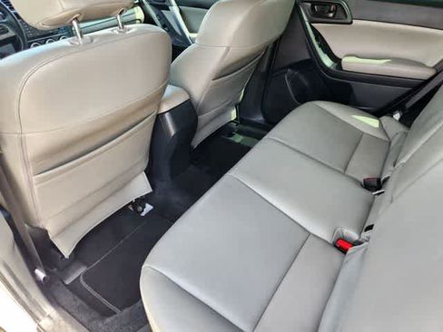Used 2018 Subaru Forester 2.5i Premium AWD/4WD image 12