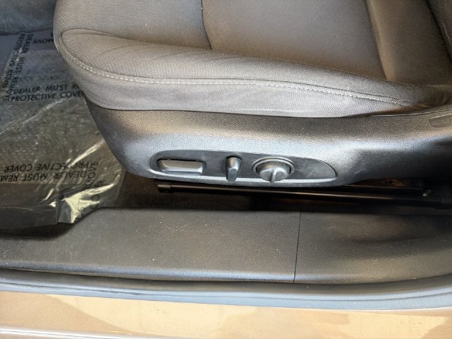 Used 2018 Chevrolet Malibu LT FWD image 20