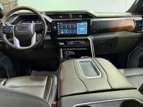 Used 2022 GMC Sierra 1500 Denali AWD/4WD image 28