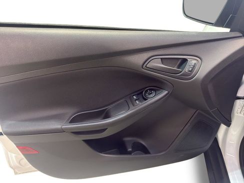 Used 2016 Ford Focus S image 14