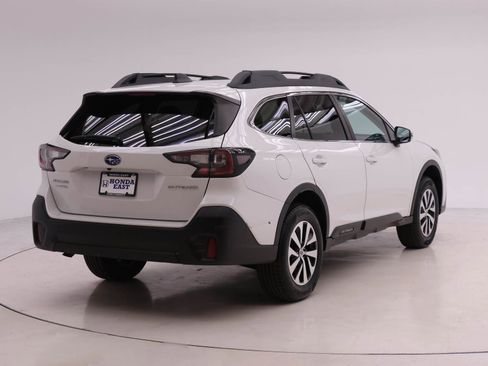 Used 2022 Subaru Outback Premium image 2