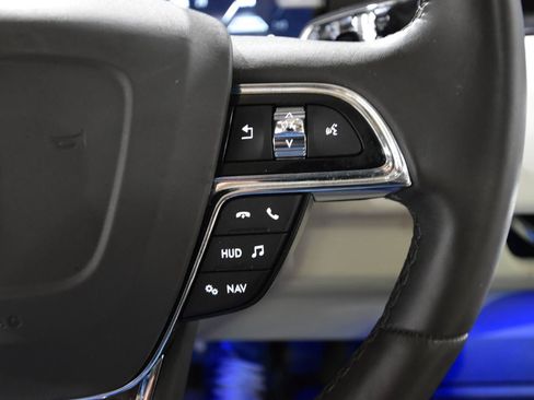 Used 2019 Lincoln Navigator Reserve AWD/4WD image 19