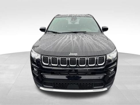 Used 2024 Jeep Compass Limited image 2