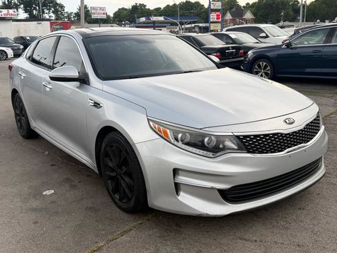 Used 2016 Kia Optima EX w/ Premium Package FWD image 12