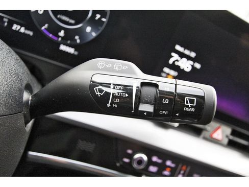 Certified 2023 Kia Sportage SX FWD image 18
