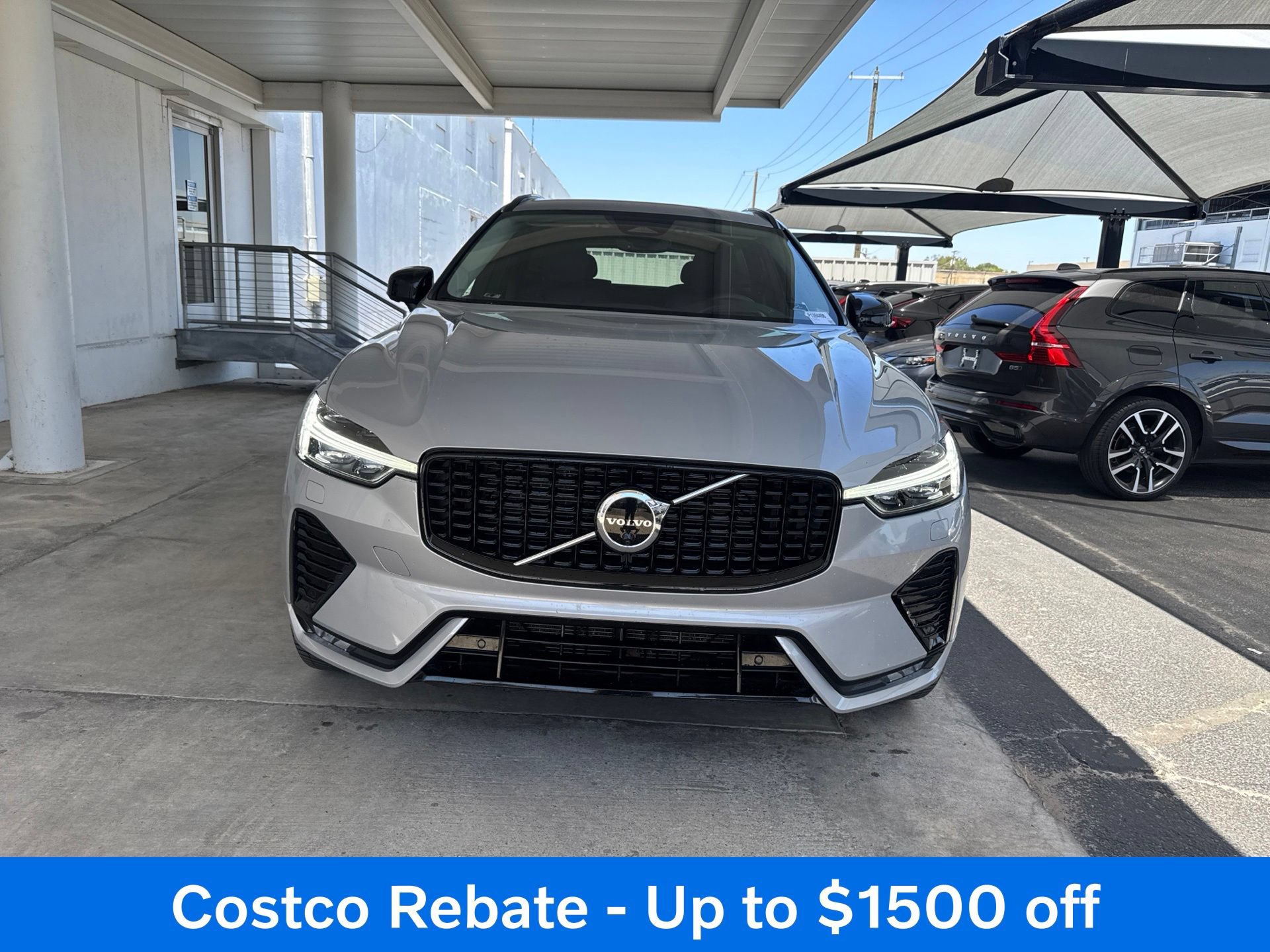 Certified 2023 Volvo XC60 B5 Ultimate w/ Climate Package FWD image 2