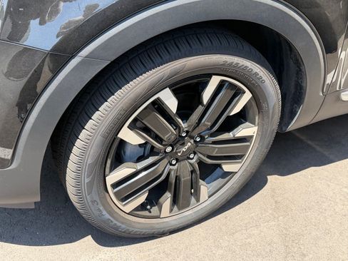Certified 2023 Kia Telluride SX Prestige AWD/4WD image 6