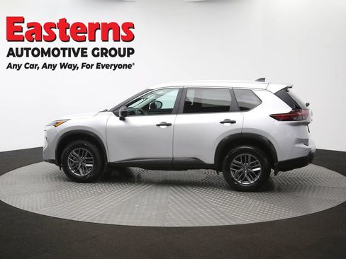 Used 2024 Nissan Rogue S AWD/4WD image 62
