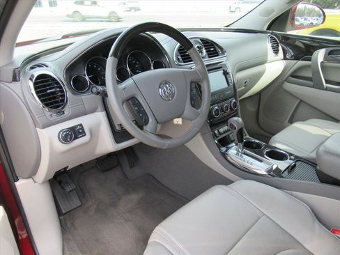 Used 2017 Buick Enclave Leather image 14